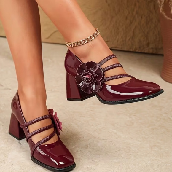 Chic Burgundy Heels with Floral Detail - Picture 1 of 5